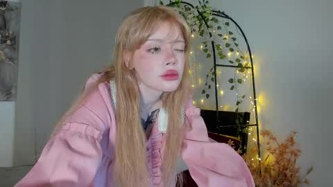 Melissa. Join me on Fansly link in social medias online show from 04.09.26