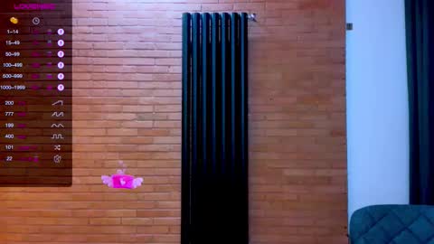 Mia online show from 10.26.25