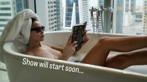 Snapshot of sweet_moan chatting on 04.27.26 Dana online show from 04.27.26