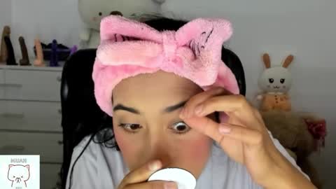 Nhaomy online show from 10.02.25