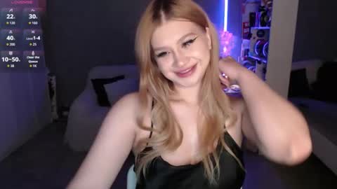 sweet_nicole_333 online show from 03.21.26