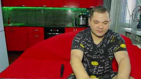 Snapshot of sweet_olga_and_dmitriy chatting on 05.16.26 Olga and Dmitriy online show from 05.16.26