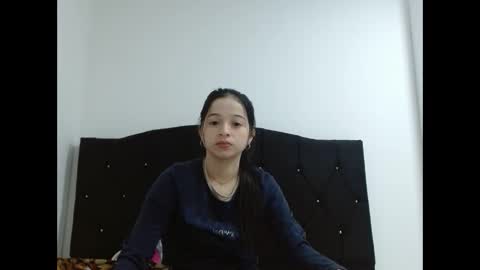 Snapshot of sweet_pecadito chatting on 12.03.25 sweet_pecadito online show from 12.03.25