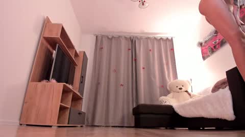 Ashley online show from 12.29.24