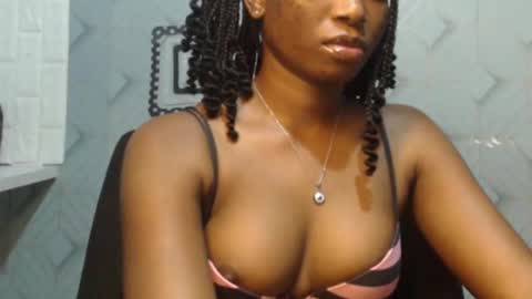 Snapshot of sweet_puna chatting on 02.07.25 Nancy online show from 02.07.25