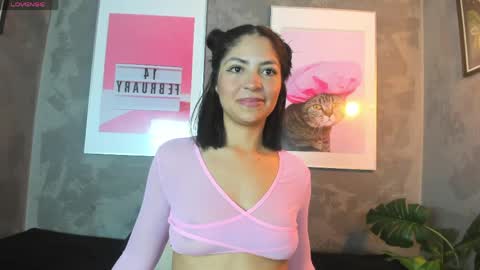 Snapshot of sweet_samaantha chatting on 04.14.26 Samantha online show from 04.14.26