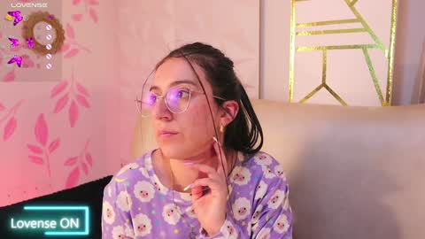 Sammy Lauren online show from 01.22.25