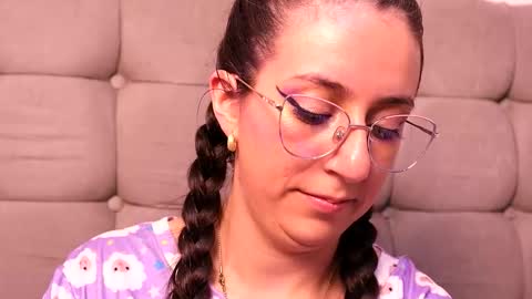 Sammy Lauren online show from 11.20.25