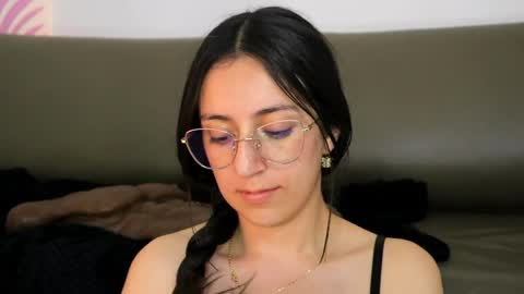 Sammy Lauren online show from 04.21.26