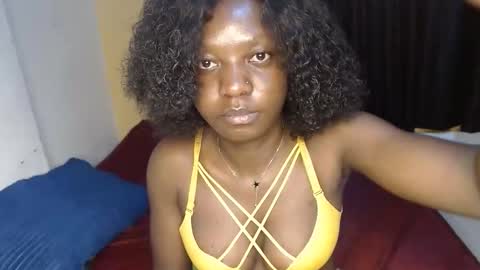 Snapshot of sweet_sherie chatting on 10.14.25 ellanah Tracie online show from 10.14.25