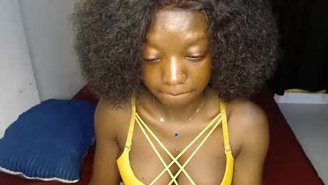 Snapshot of sweet_sherie chatting on 10.31.25 ellanah Tracie online show from 10.31.25