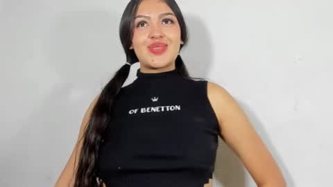 Snapshot of sweet_sophie_7 chatting on 01.10.25 sweet_sophie_7 online show from 01.10.25