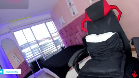 sweet_stacie online show from 12.18.25