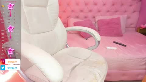 Yeileen online show from 01.11.25