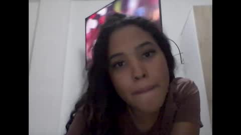 Yeileen online show from 02.24.25