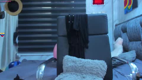 Snapshot of sweet_tits2 chatting on 10.09.25 Isabella online show from 10.09.25