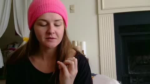 Heidi Brenner - Please check bio for schedule  FAQ online show from 10.05.25