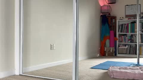 Heidi Brenner - Please check bio for schedule  FAQ online show from 04.17.26