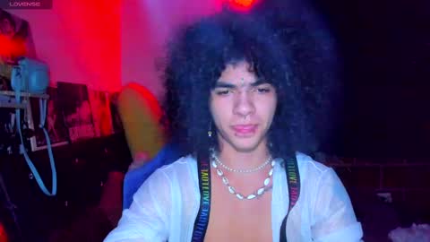 Steven independent model online show from 02.10.25