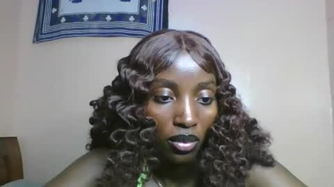 Snapshot of sweet_zuri3 chatting on 05.20.26 zuri online show from 05.20.26