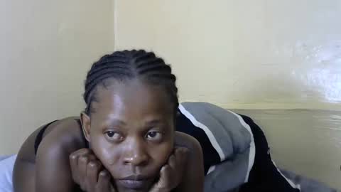 LIANAH online show from 02.06.25