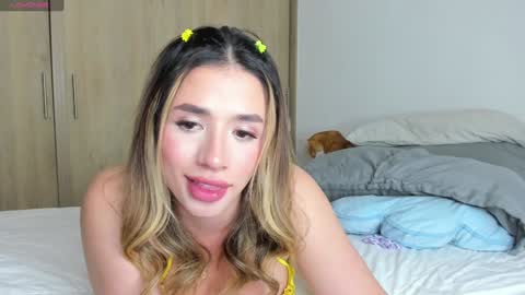 Camila online show from 12.09.24