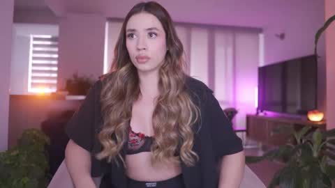 Camila online show from 11.14.25