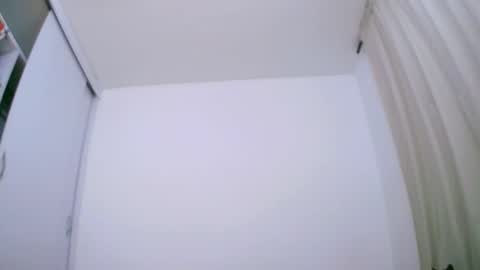 sweetapril_1991 online show from 11.28.25