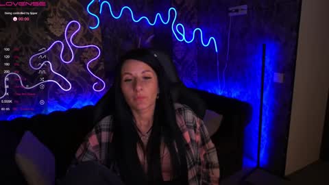 Snapshot of sweetarina chatting on 12.06.24 Arina online show from 12.06.24