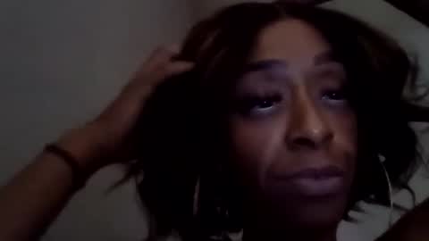 Snapshot of sweetaztea chatting on 01.09.25 sweetaztee online show from 01.09.25