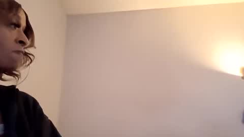 Snapshot of sweetaztea chatting on 01.09.25 sweetaztee online show from 01.09.25