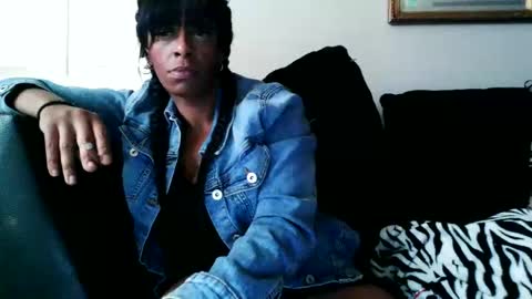 Snapshot of sweetaztea chatting on 10.20.25 sweetaztee online show from 10.20.25