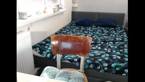 Sweetboobs85h online show from 04.18.26