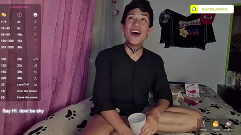 Snapshot of sweetc4meron chatting on 12.09.24 Cameron Alejandro online show from 12.09.24