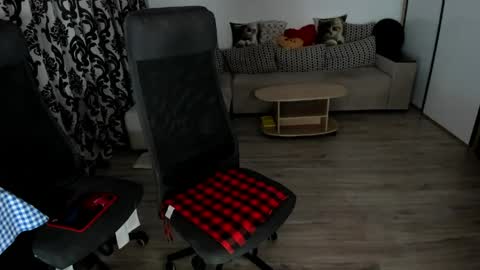 Charlotte online show from 03.17.26