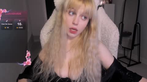 Lisa online show from 12.20.24