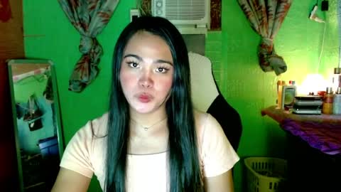 Christine  online show from 04.21.26