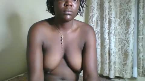 Snapshot of sweetdarkskin chatting on 04.07.26 CLARIS online show from 04.07.26