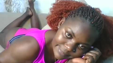 Snapshot of sweetdarkskin chatting on 07.08.26 CLARIS online show from 07.08.26