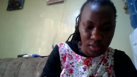 Snapshot of sweetdiva2012 chatting on 07.02.26 sweetdiva2012 online show from 07.02.26