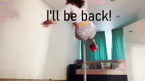 Vicktorious online show from 12.21.24