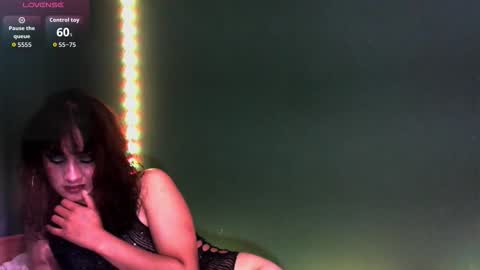 carolayn  online show from 11.23.25