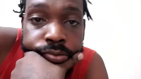 Snapshot of sweeter_the_thighs chatting on 11.02.25 sweeter_the_thighs online show from 11.02.25