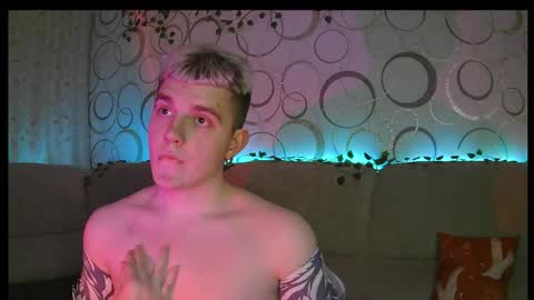 Snapshot of sweetescape4 chatting on 03.29.26 Justin online show from 03.29.26