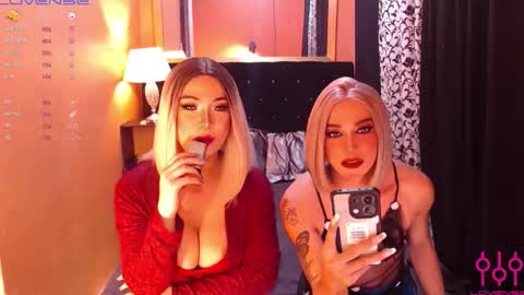 sweetkatniss online show from 11.14.25