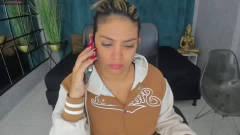 Snapshot of sweetfabianaxl chatting on 07.18.26 Fabiana online show from 07.18.26