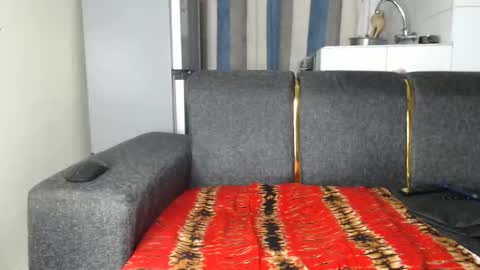 Sandy online show from 09.12.25