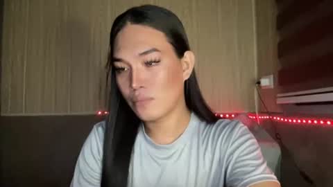 Snapshot of sweetgirl_rhainexxx chatting on 05.27.26 sweetgirl_rhainexxx online show from 05.27.26