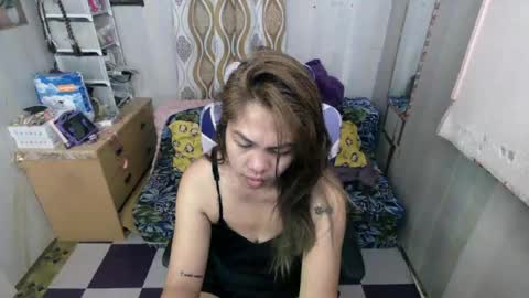 Snapshot of sweetgrace25 chatting on 07.19.26 IM YOUR GRACE online show from 07.19.26