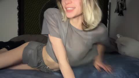 Snapshot of sweetgracee chatting on 01.04.25 sweetgracee online show from 01.04.25